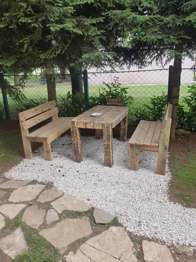 Belette Apartments & Park Nikšić Eksteriør billede